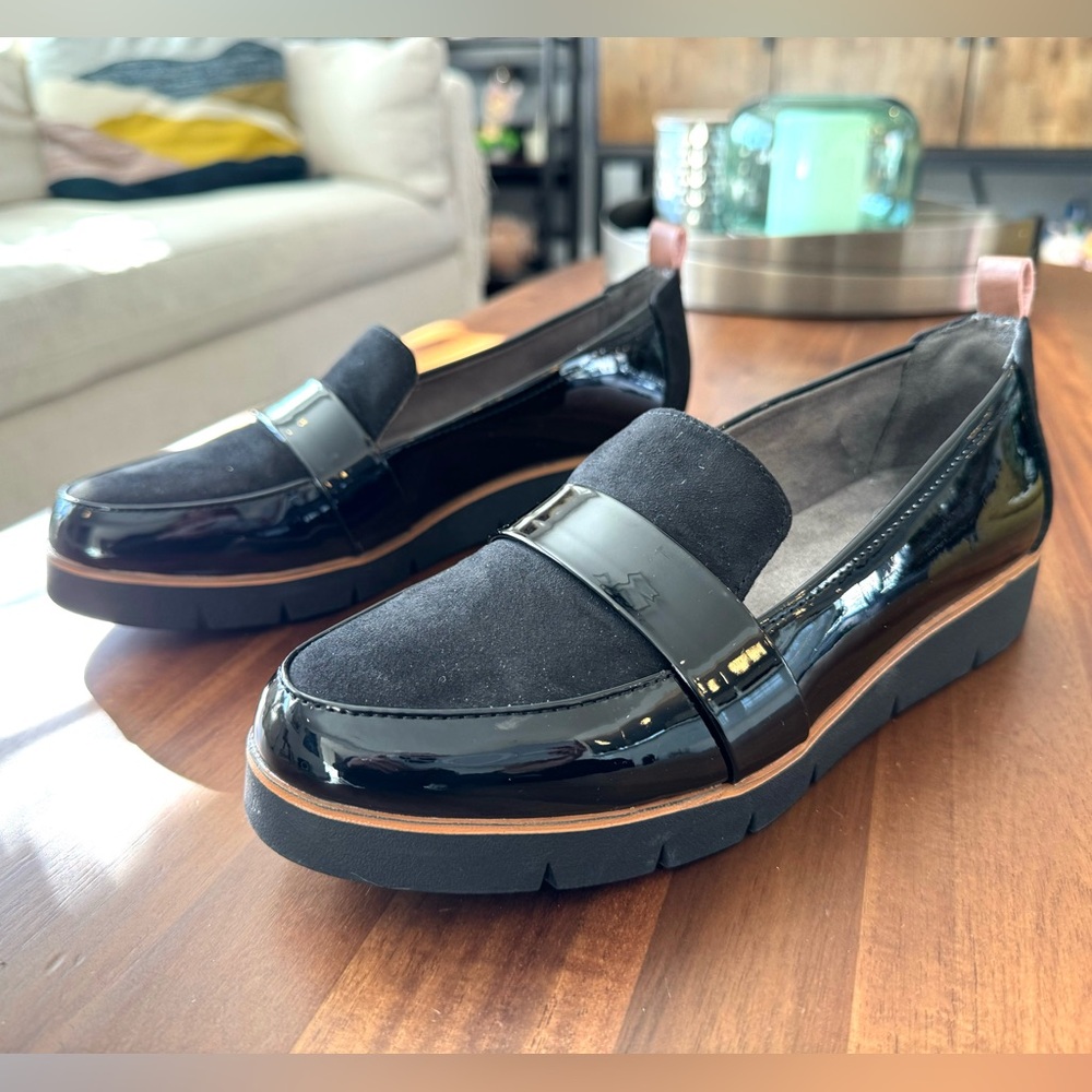 Dr. Scholl's Black Patent & Suede Platform Loafers